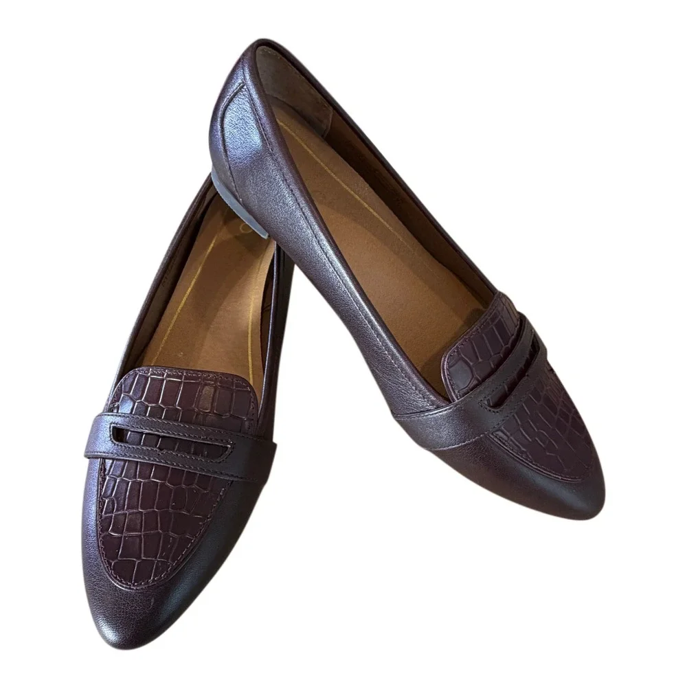 Vionic Savannah Flats US 8 Burgundy Croc Embossed Leather Comfort Orthotic